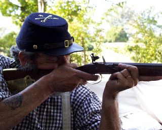 Click for enlargement - Photo (c) 2004 Jock Dempsey